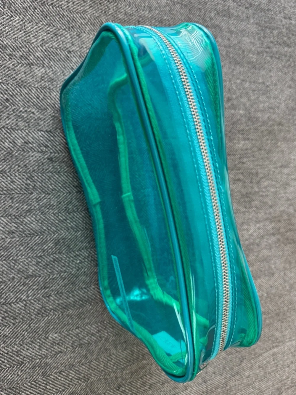 NWT, SUPER CUTE, JCREW PLASTIC TRAVEL CASE